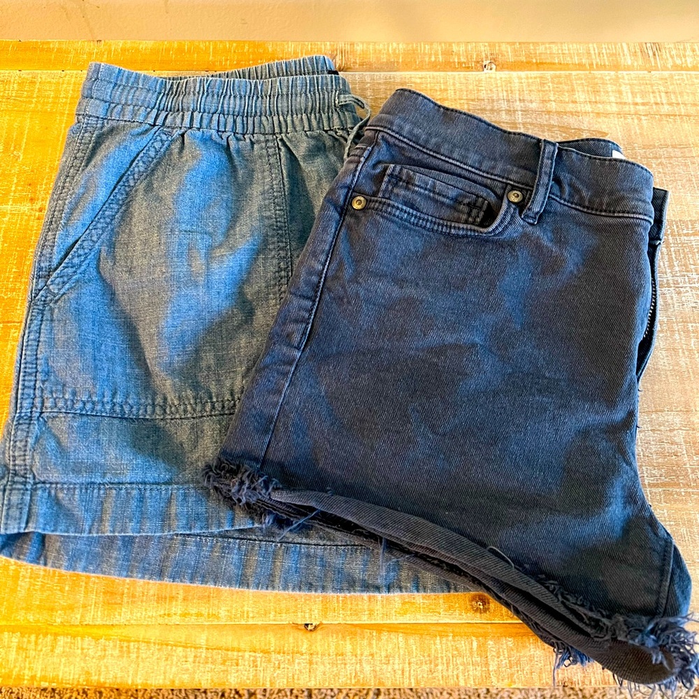 J crew/ loft short bundle size 4
